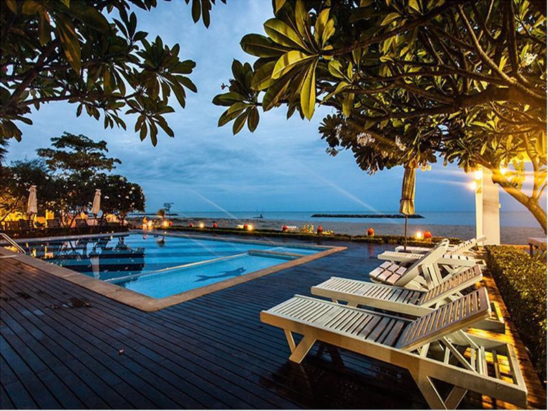 Chez Nous Boutique Resort Haad Chao Samran Bagian luar foto
