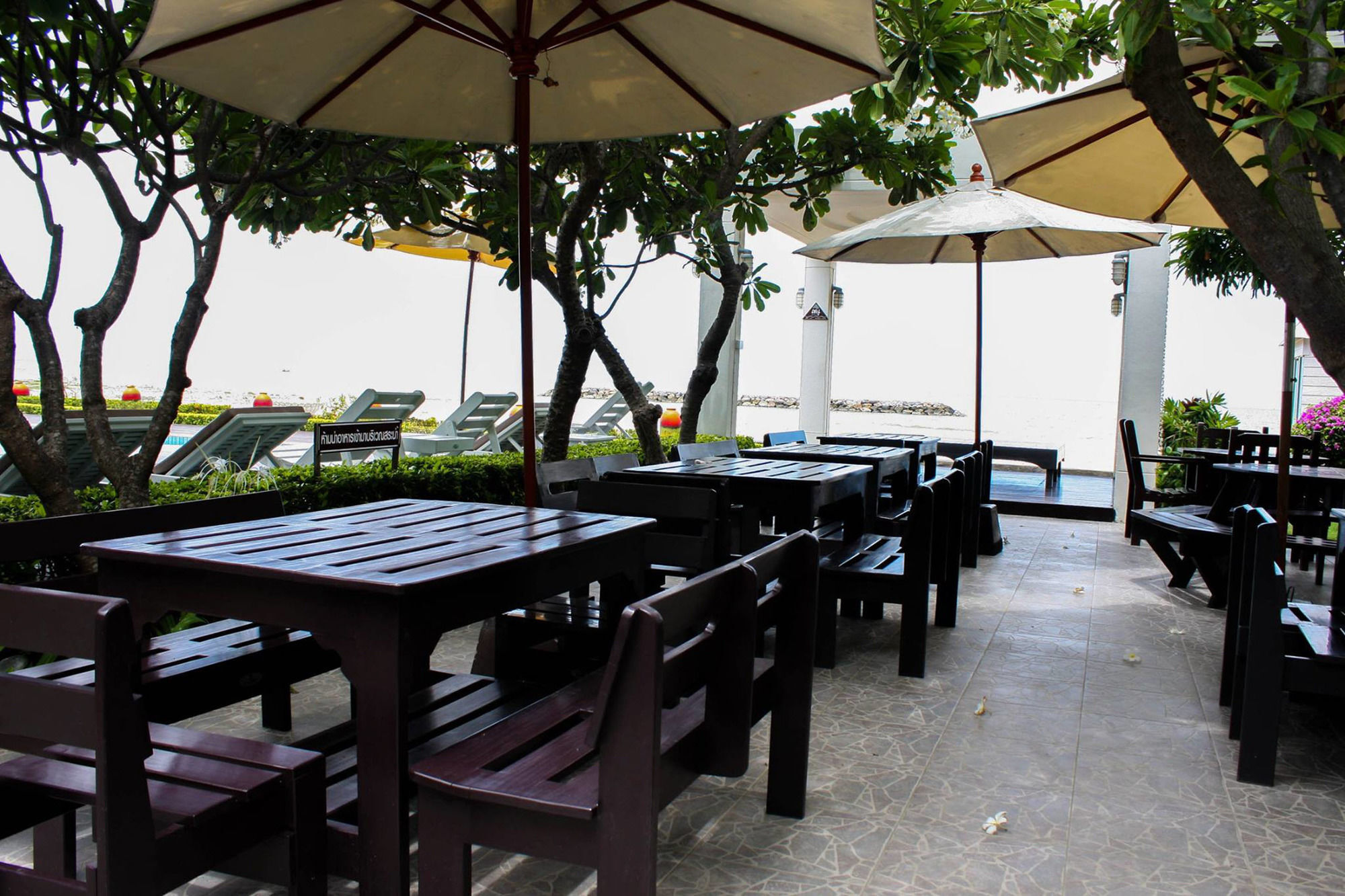 Chez Nous Boutique Resort Haad Chao Samran Bagian luar foto