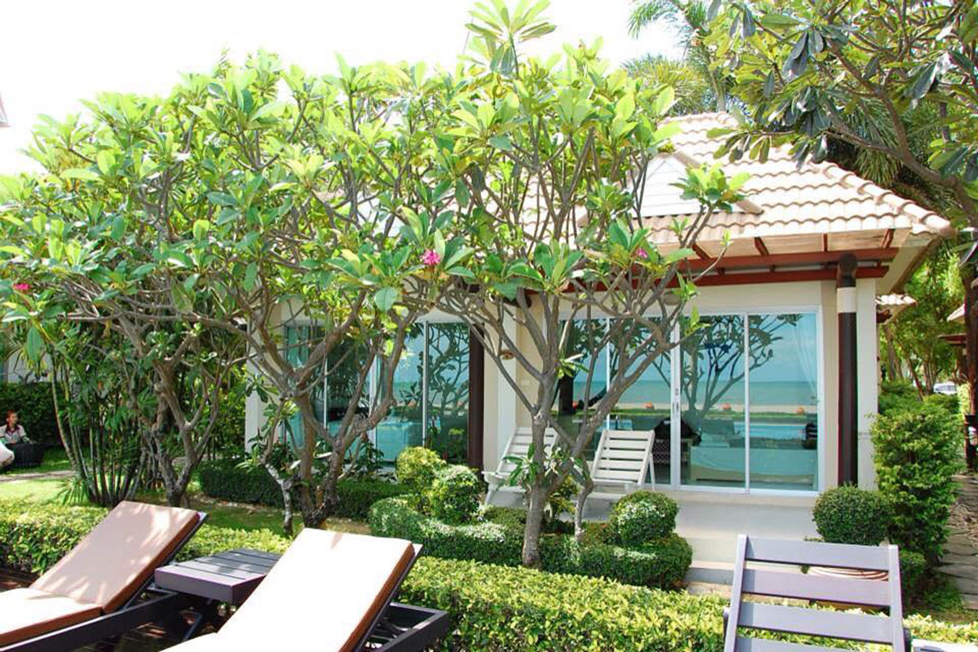 Chez Nous Boutique Resort Haad Chao Samran Bagian luar foto